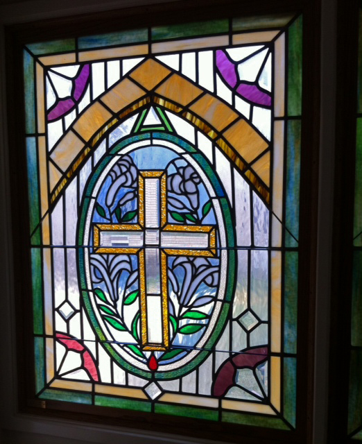 stained glass at CUMC Chapel 3_edited-1.jpg
